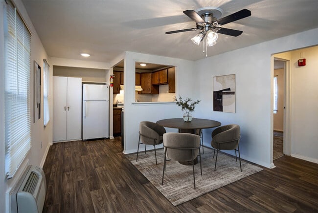 Windsor Court Apartments in Knoxville, TN - Foto de edificio - Building Photo