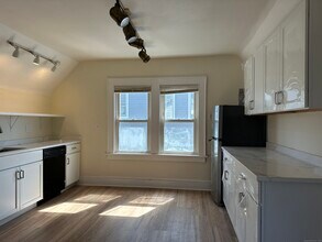 56 Garden Terrace in Bridgeport, CT - Building Photo - Building Photo