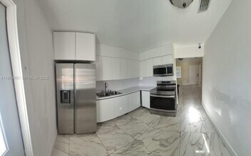 7756 Washington Ave in Hypoluxo, FL - Building Photo - Building Photo