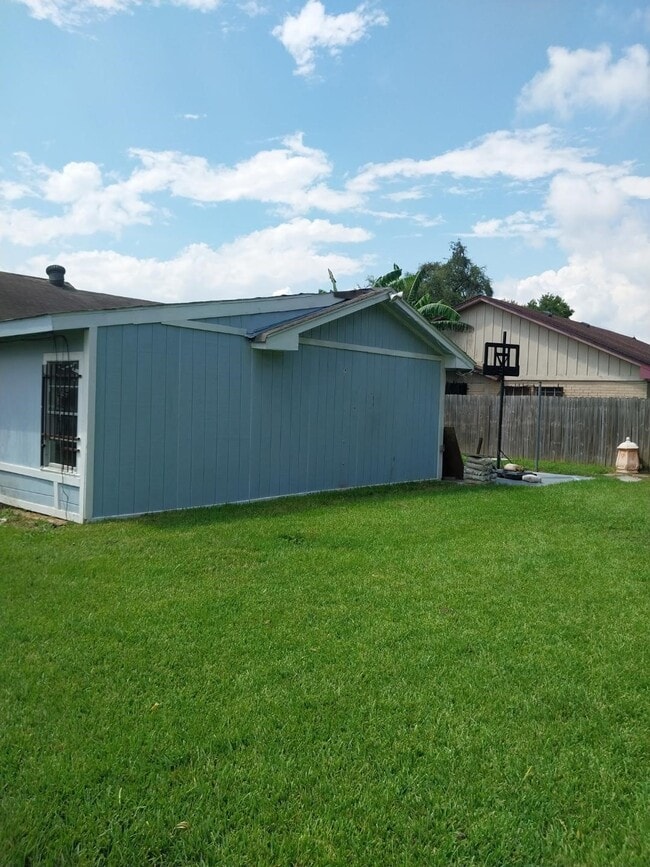 11918 Plum Meadow Ln in Houston, TX - Foto de edificio - Building Photo