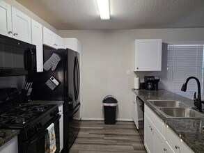 31577 Acacia Vis in Bulverde, TX - Foto de edificio - Building Photo