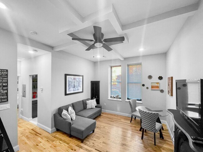 1428 Madison Ave in Baltimore, MD - Foto de edificio - Building Photo