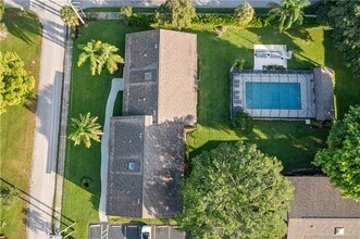 4885 SE Capstan Ave in Stuart, FL - Building Photo - Building Photo