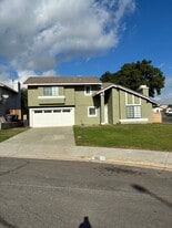 6105 Orchard Grove Way in Riverside, CA - Building Photo