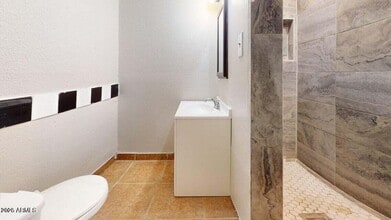 2214 N 24th Pl in Phoenix, AZ - Building Photo - Building Photo