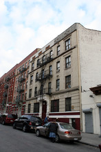 835 Home St in Bronx, NY - Foto de edificio - Building Photo