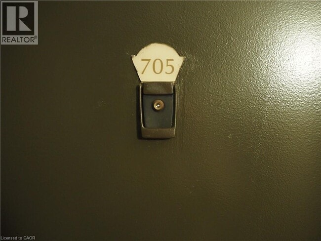 6720 Glen Erin Dr in Mississauga, ON - Building Photo - Building Photo