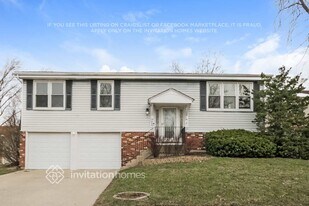 606 Cochise Cir in Bolingbrook, IL - Building Photo
