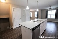 164 NE 22nd Ln photo'