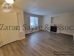 2805 9th St SE in Puyallup, WA - Building Photo - Building Photo