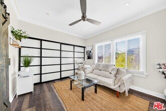 5919 Lexington Ave in Los Angeles, CA - Building Photo - Building Photo