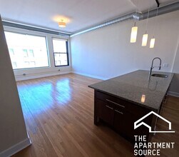 2778 N Milwaukee Ave in Chicago, IL - Building Photo - Building Photo