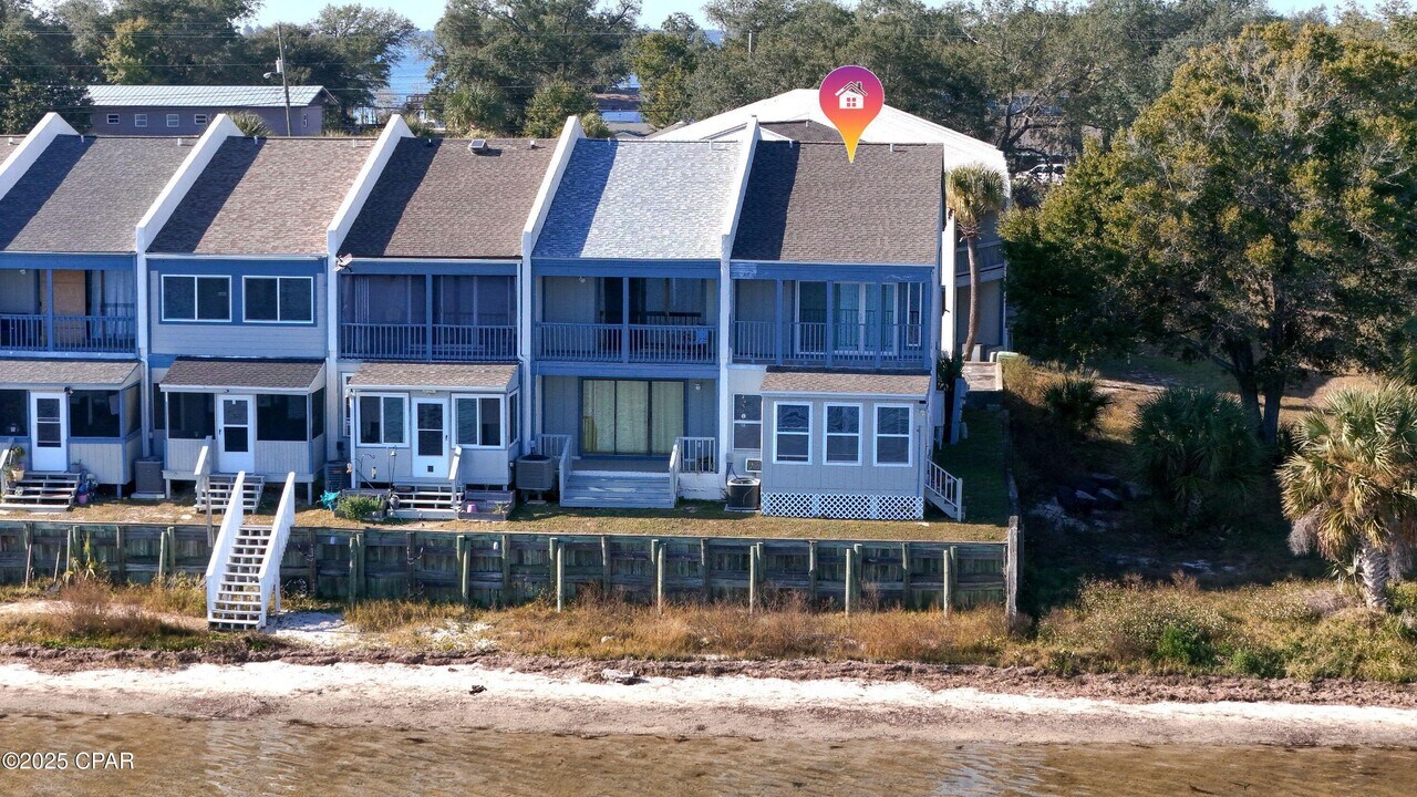 6067 E Hwy 98 in Panama City, FL - Building Photo