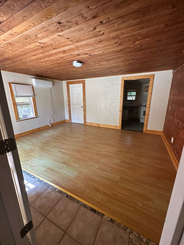 102 Quartz St in Hot Springs National Park, AR - Building Photo - Building Photo