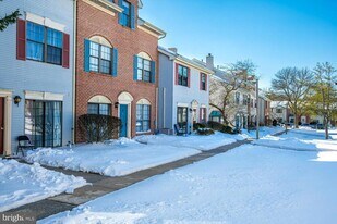 60 O'Neill Ct in Trenton, NJ - Building Photo