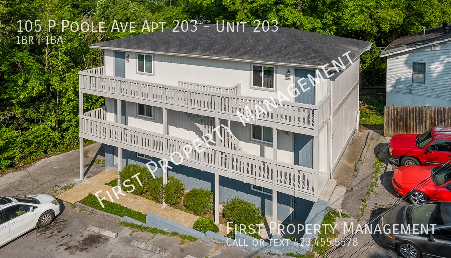 105 P'Poole Ave-Unit -Unit 203 in Red Bank, TN - Foto de edificio