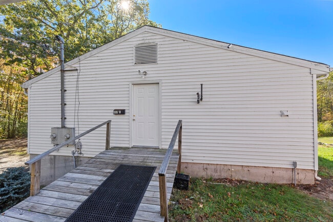property at 497 Winthrop Rd