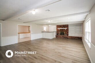 3104 St John Ave in Moore, OK - Foto de edificio - Building Photo