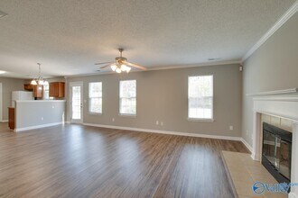 105 Vandenberg Ln in Harvest, AL - Building Photo - Building Photo