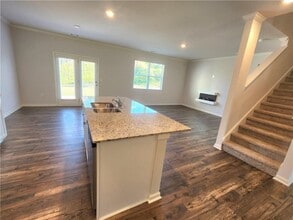 383 King Vlg in Braselton, GA - Building Photo - Building Photo