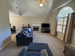 2690 Rambling Way in Lithonia, GA - Building Photo - Building Photo