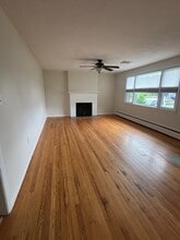173 Harding Ave in Newington, CT - Building Photo - Building Photo