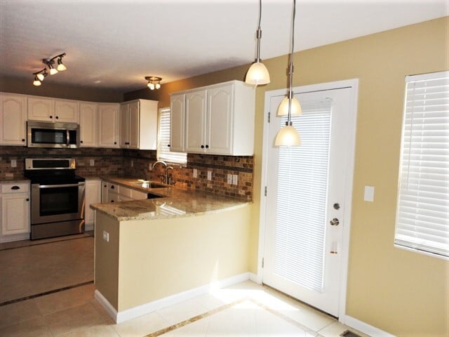 109 Ewing Ct in Englewood, OH - Building Photo - Building Photo