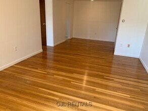 26 Heath Rd in Arlington, MA - Building Photo - Building Photo