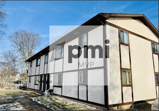 property at 840 Whitethorne Ave