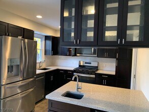 1072 Springfield Ave in New Providence, NJ - Building Photo - Building Photo