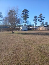 5862 Barkley Ln in Hahira, GA - Building Photo - Building Photo