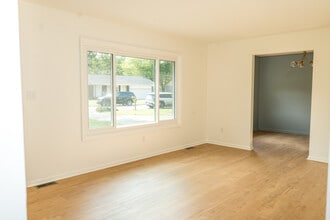 1714 Aydlett Cir in Elizabeth City, NC - Building Photo - Building Photo