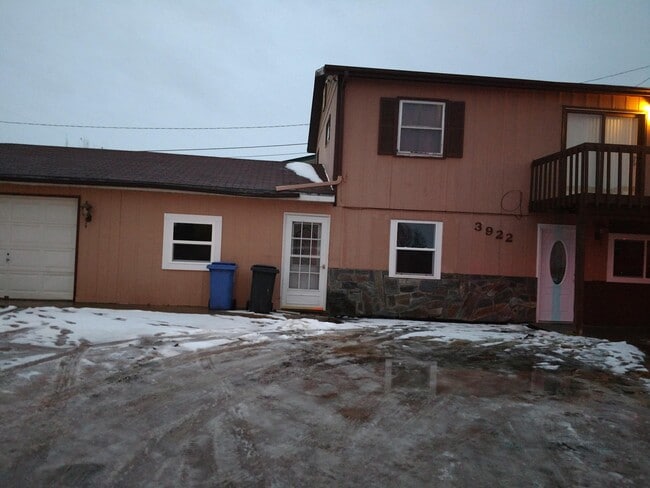 property at 3922 Canyon Lake Dr