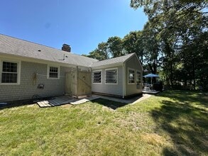 113 Signal Hill Dr in Dennis, MA - Foto de edificio - Building Photo
