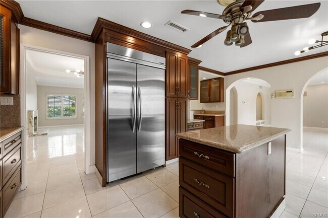 18113 Califa St in Los Angeles, CA - Building Photo - Building Photo