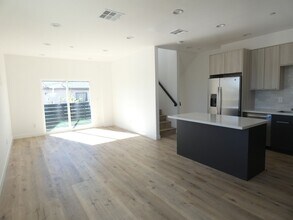 5522 Barton Ave in Los Angeles, CA - Foto de edificio - Building Photo