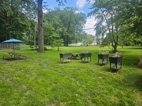 Waterstone Place Apartments in Warren, OH - Building Photo - Building Photo