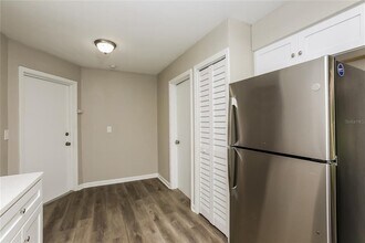 1380 Gainesville Dr in Deltona, FL - Building Photo - Building Photo