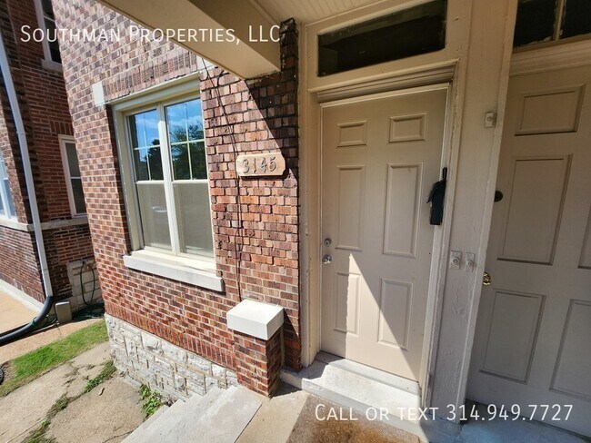 3145 Halliday Ave, Unit 1st Fl. in St. Louis, MO - Building Photo - Building Photo