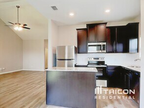 216 Ryan St in Anna, TX - Building Photo - Building Photo