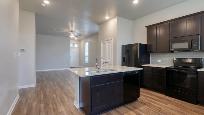 2209 John Ross Ct in Bryan, TX - Building Photo - Building Photo