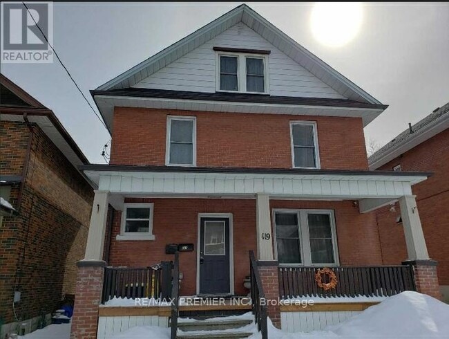 property at 119 Agnes St