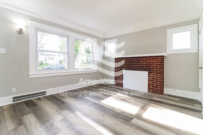 53 Vinewood Ct in Pontiac, MI - Foto de edificio - Building Photo