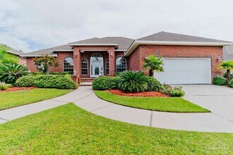16256 Ygnacio Serra Dr in Pensacola, FL - Foto de edificio - Building Photo