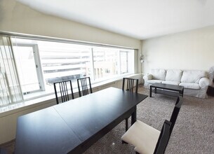 555 E William St, Unit 3i in Ann Arbor, MI - Building Photo - Building Photo