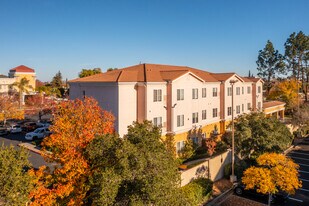 Vacaville Senior Manor in Vacaville, CA - Building Photo