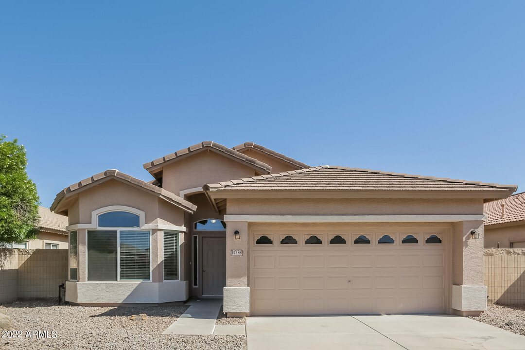 12388 W Sherman St in Avondale, AZ - Building Photo