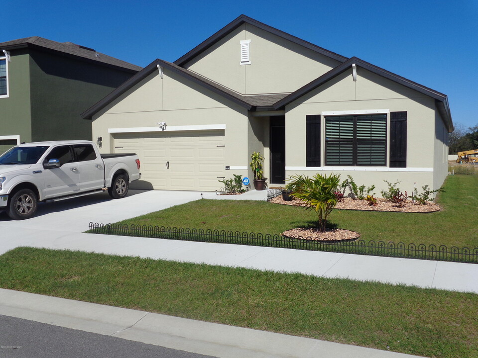 411 Cougar St in Cocoa, FL - Building Photo