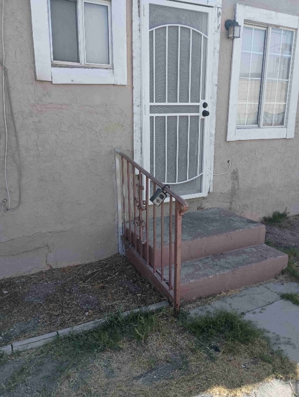 720 Main St