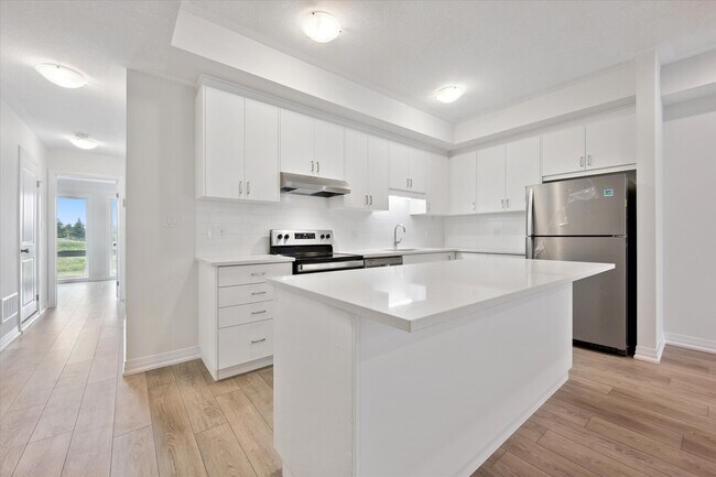 7 Reverie Way in Kitchener, ON - Building Photo - Building Photo